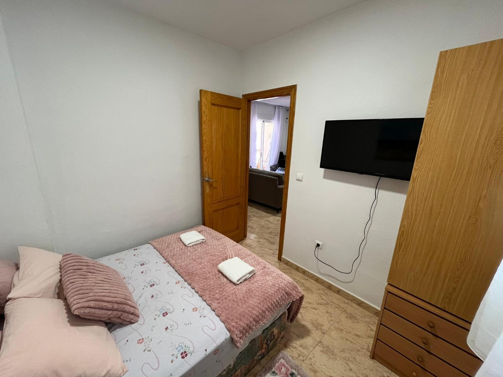Apartamento Compartido - Solo El Dormitorio Es Privado Torrevieja Esterno foto